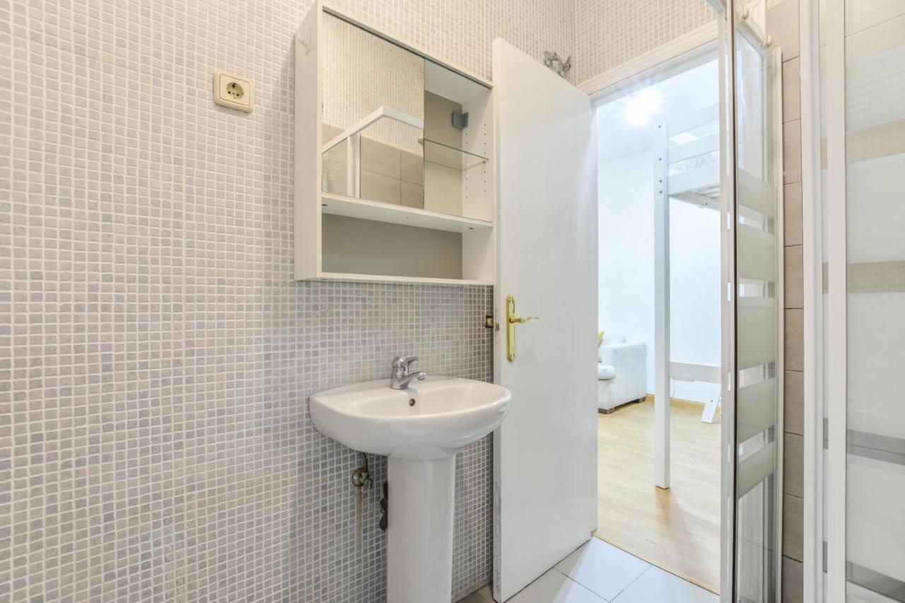 Apartamento En Cascorro Madrid Exterior photo